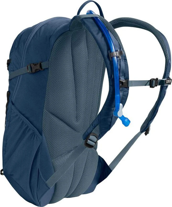 Camelbak Cloud Walker 18 Hydration Pack The 10 Essentials 4 Camelbak Cloud Walker 18 Hydration Pack The 10 Essentials